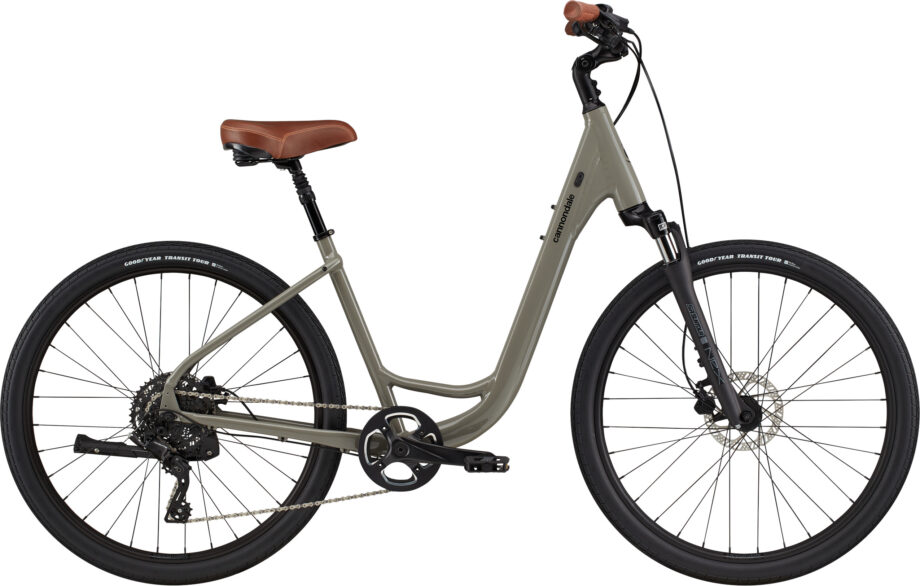 Cannondale Adventure 2024 Stealth - Cykel med komfort!